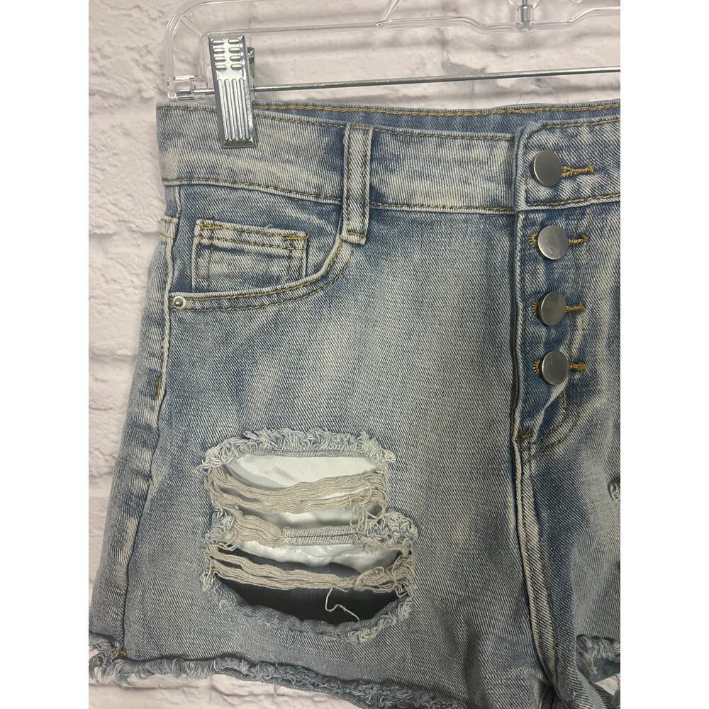 Light Wash Distressed Denim Jean Shorts - Size Medium